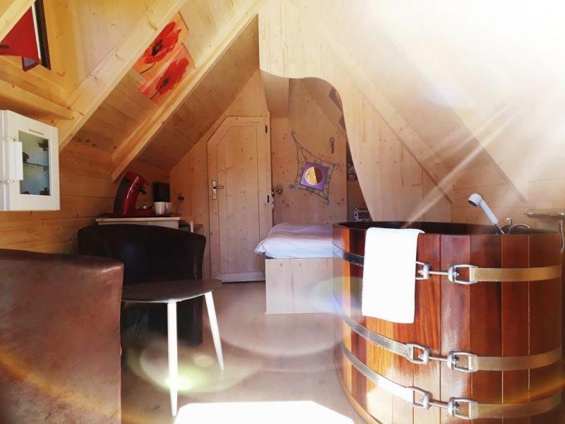 Saint-Martin-Valmeroux Domaine De La Chaux De Revel 게스트하우스 외부 사진